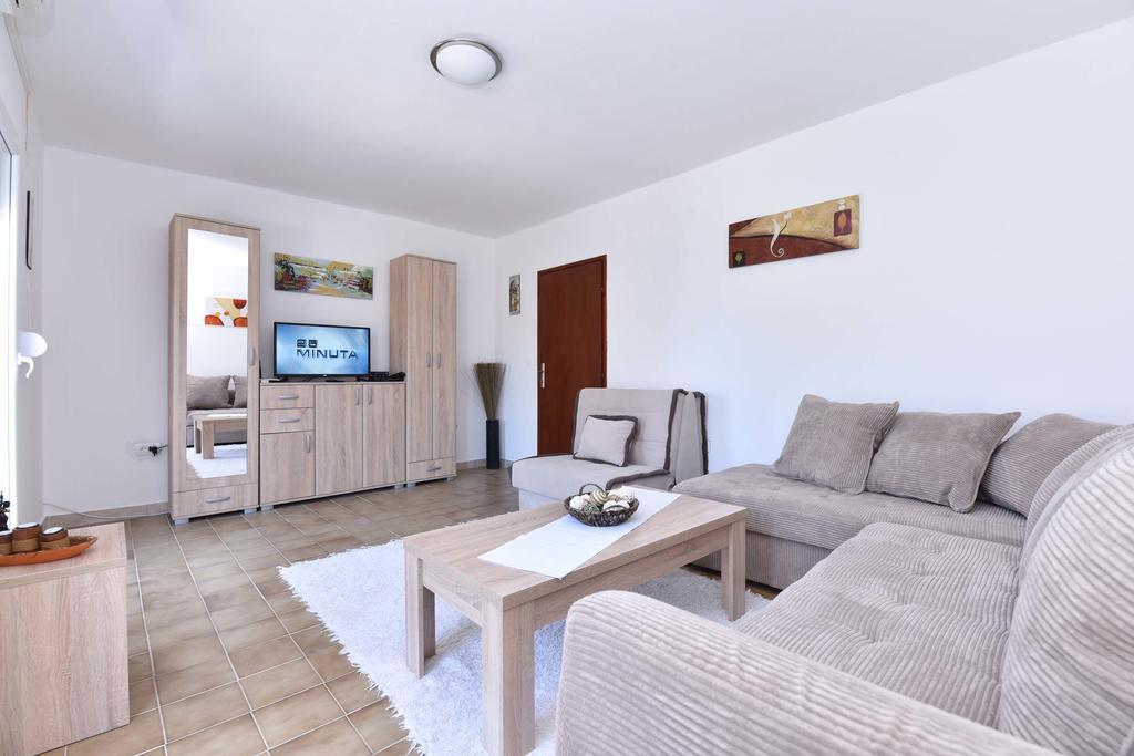 Petrovac Vila Lucice מראה חיצוני תמונה