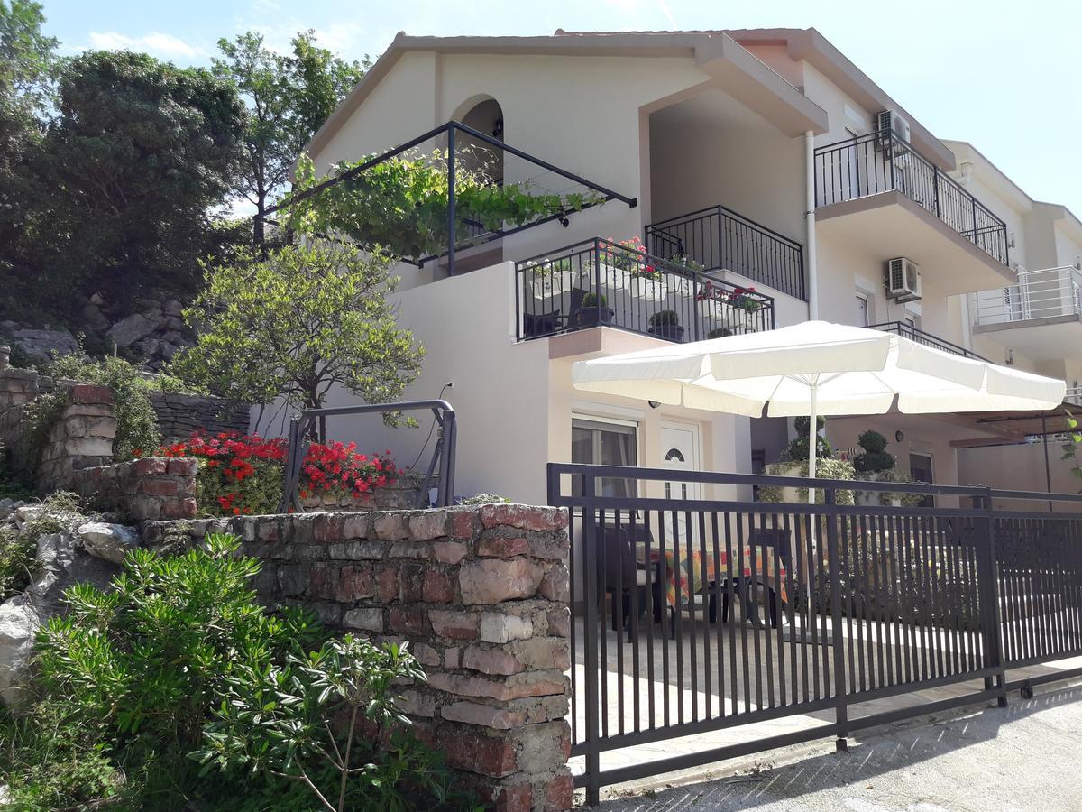 Petrovac Vila Lucice מראה חיצוני תמונה